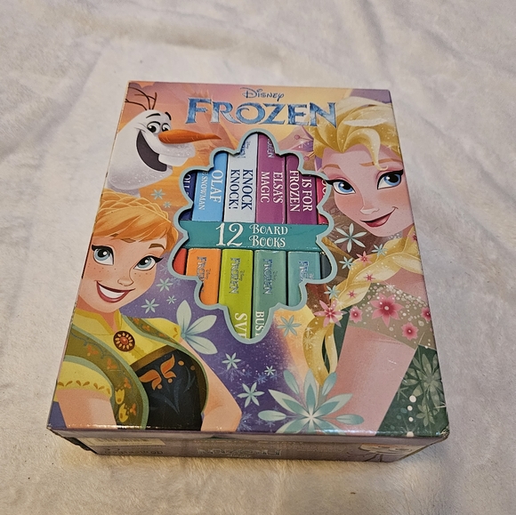 Disney Other - Disney Frozen Stories EUC